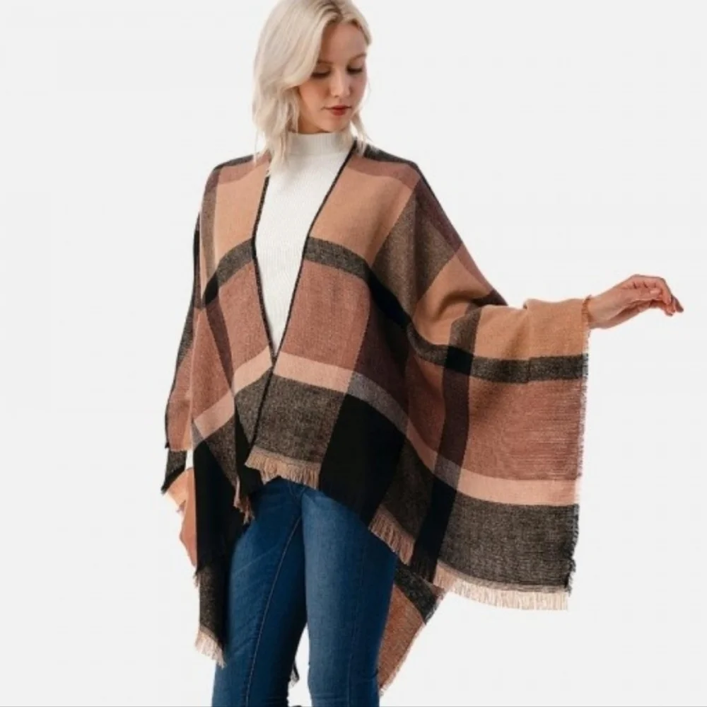 Marcus Adler Ruana Wrap With Frayed Hem plaid NWT